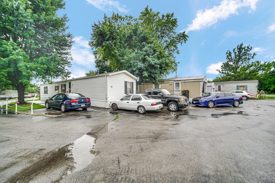 More Photos Of 10557 N State Route 50, Manteno Trailer Camper Park For Sale