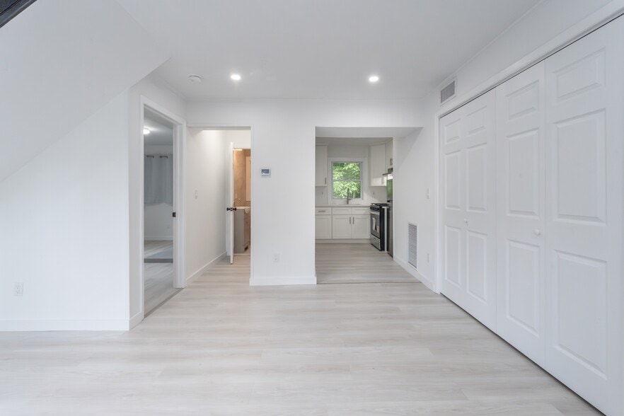 More Photos Of 2096 Ulster Ave, Lake Katrine Multifamily For Sale