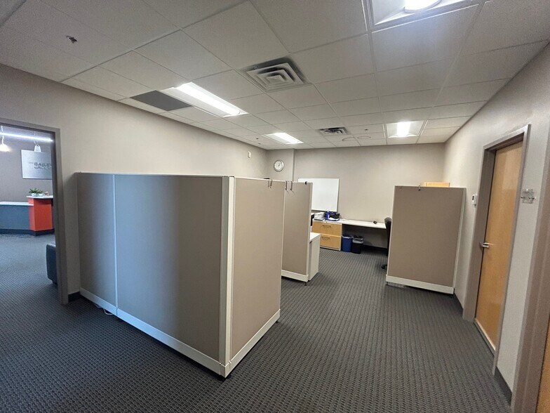 More Photos Of 4800 Olson Memorial Hwy, Golden Valley Office For Lease