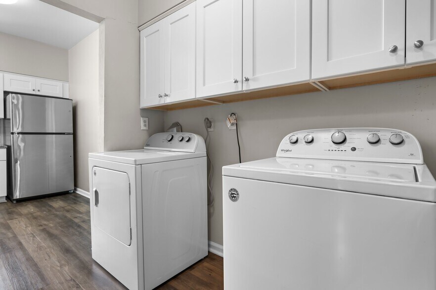 More Photos Of 625 W Princess Anne Rd, Norfolk Apartments For Sale
