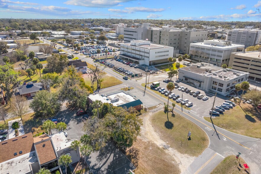More Photos Of 307 NW 3rd St, Ocala Office For Lease
