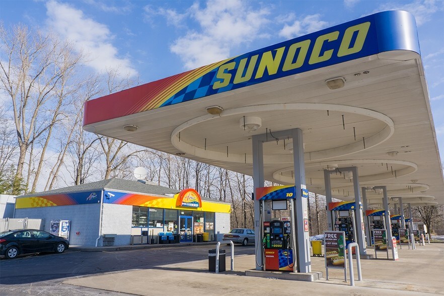 More Photos Of 419 E Taft Rd, North Syracuse Convenience Store For Sale