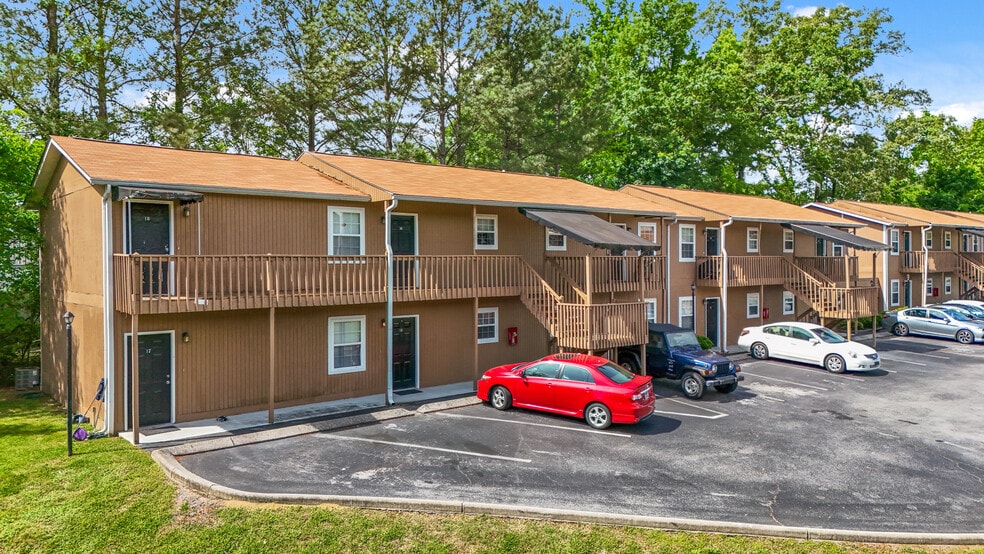 More Photos Of 1802 Hamill Rd, Hixson Apartments For Sale