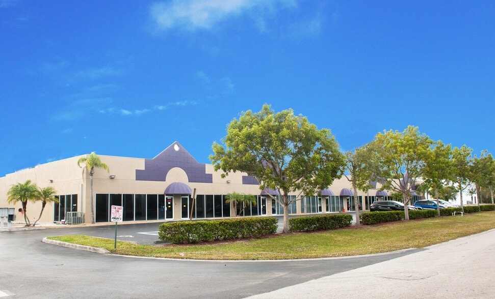 More Photos Of 8241-8259 Business Park Dr, Port Saint Lucie Industrial For Lease