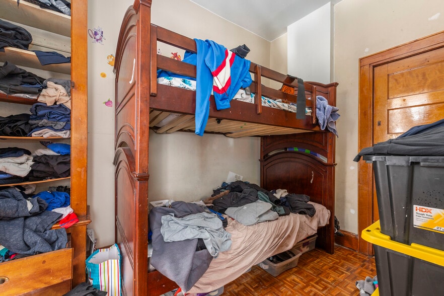 More Photos Of 94-12 Jamaica Ave, Woodhaven Storefront Retail Residential For Sale