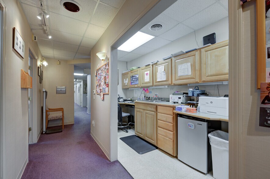 More Photos Of 1181 N Milford Rd, Milford Medical For Lease