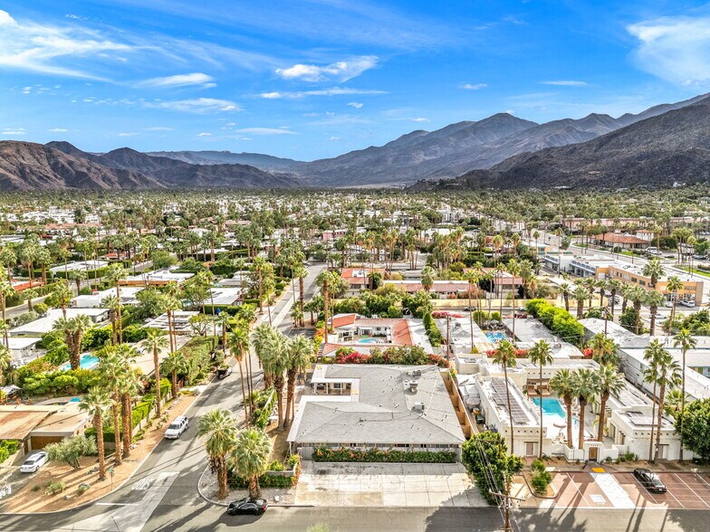 More Photos Of 1425 S Via Soledad, Palm Springs Apartments For Sale