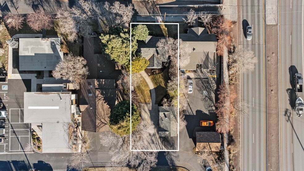 More Photos Of 15 NW Franklin Ave, Bend Office For Sale