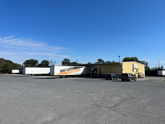 More Photos Of 212 Robinson Rd NW, Calhoun Truck Terminal For Lease