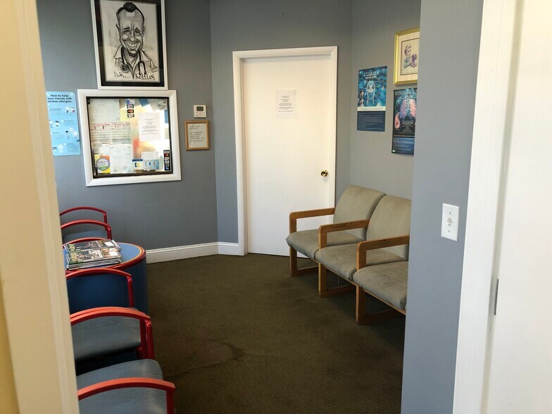 More Photos Of 48 Essex St, Millburn Medical For Lease
