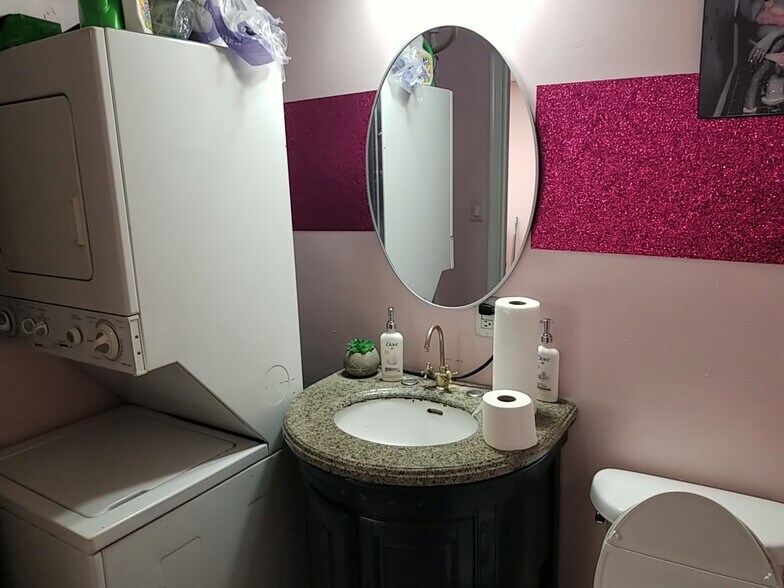 More Photos Of 4700 Stamp Rd, Marlow Heights General Retail For Lease