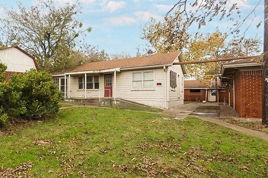 More Photos Of 109-111 S 33rd St, Temple Assisted Living For Sale