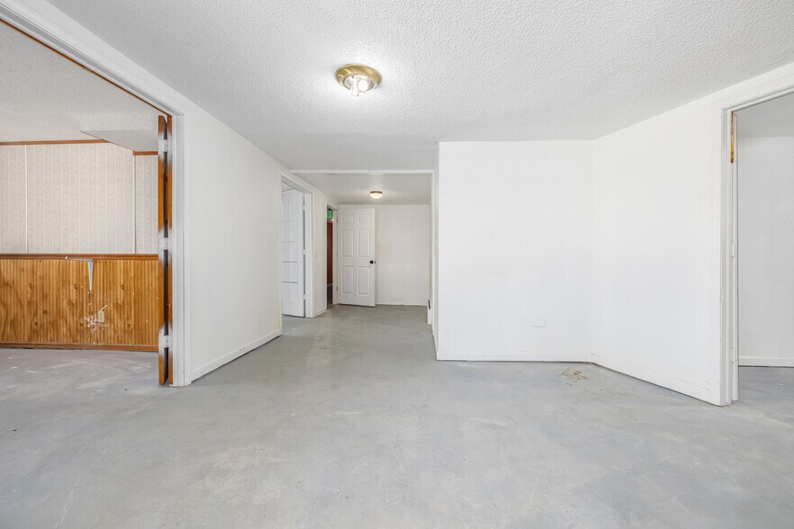 More Photos Of 8221 Bradburn Dr, Westminster Office For Sale