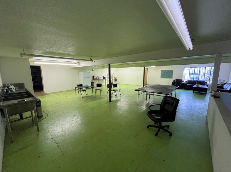 More Photos Of 1901 S Bannock St, Denver Warehouse For Lease