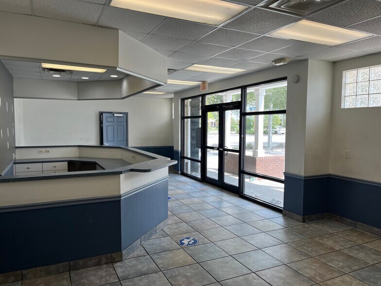 More Photos Of 1750 N 50th St, Tampa Daycare Center For Lease