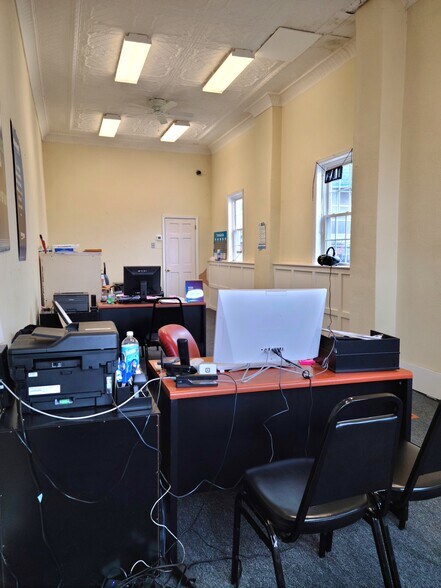 More Photos Of 229 N Main St, Manville Office For Lease