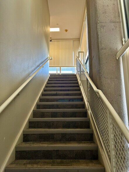 More Photos Of 9 S El Dorado St, Stockton Office For Sale