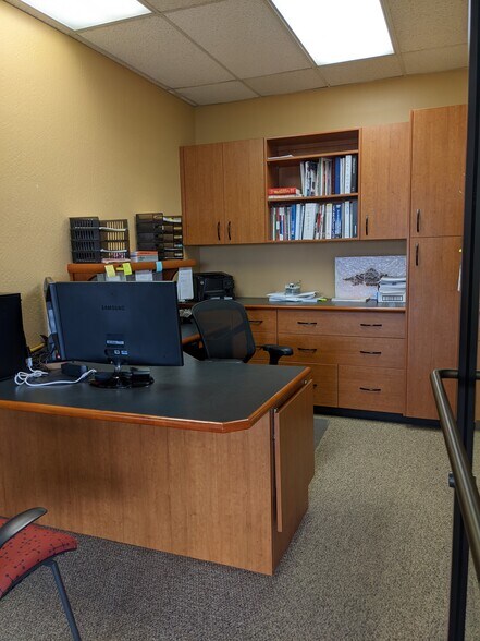 More Photos Of 351 Demeter St, East Palo Alto Warehouse For Lease