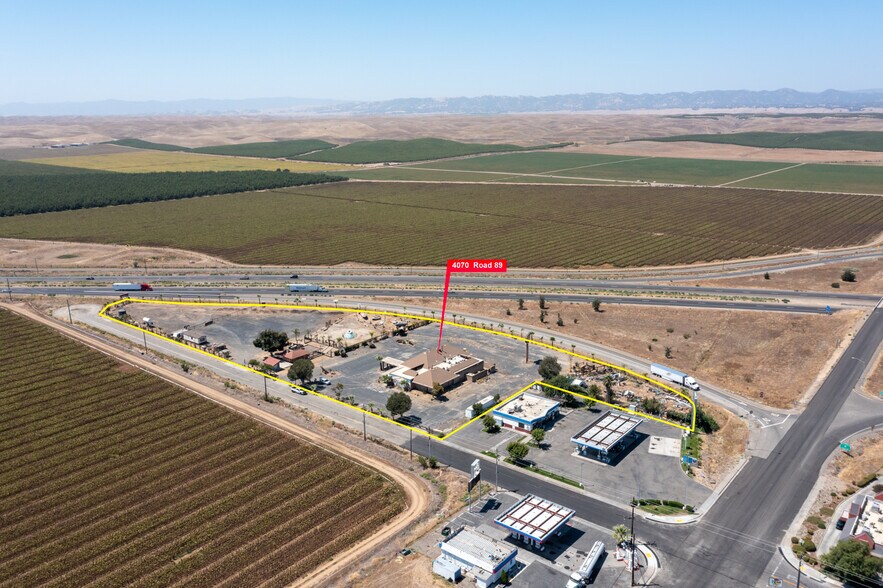 More Photos Of 4070 Country Rd 89, Dunnigan Restaurant For Sale