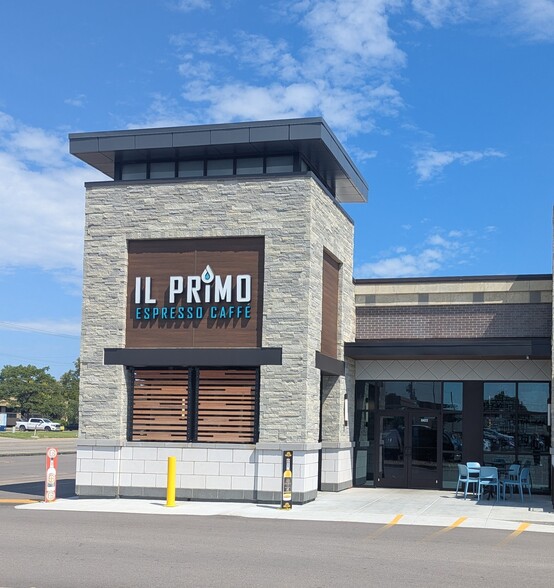 More Photos Of 6404-6592 E Central Ave, Wichita Unknown For Lease