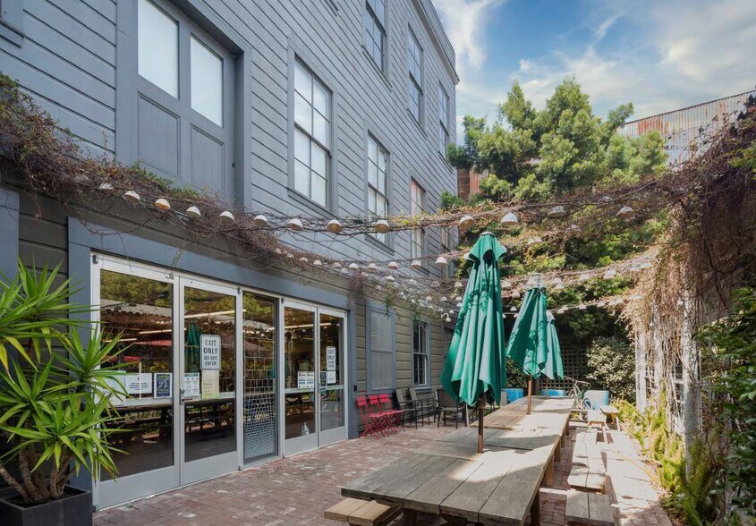 More Photos Of 3180 18th St, San Francisco Office For Lease