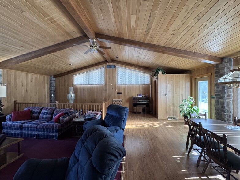 More Photos Of 346 Route 711, Jones Mills Convenience Store For Sale