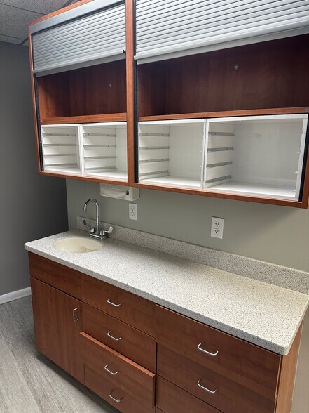 More Photos Of 1385 W State Road 434, Longwood Medical For Lease