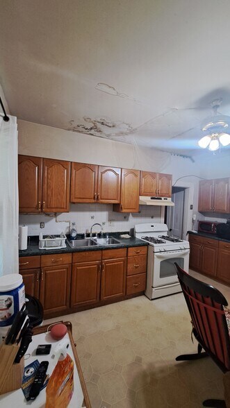 More Photos Of 16 Wellington Hill St, Boston Multifamily For Sale