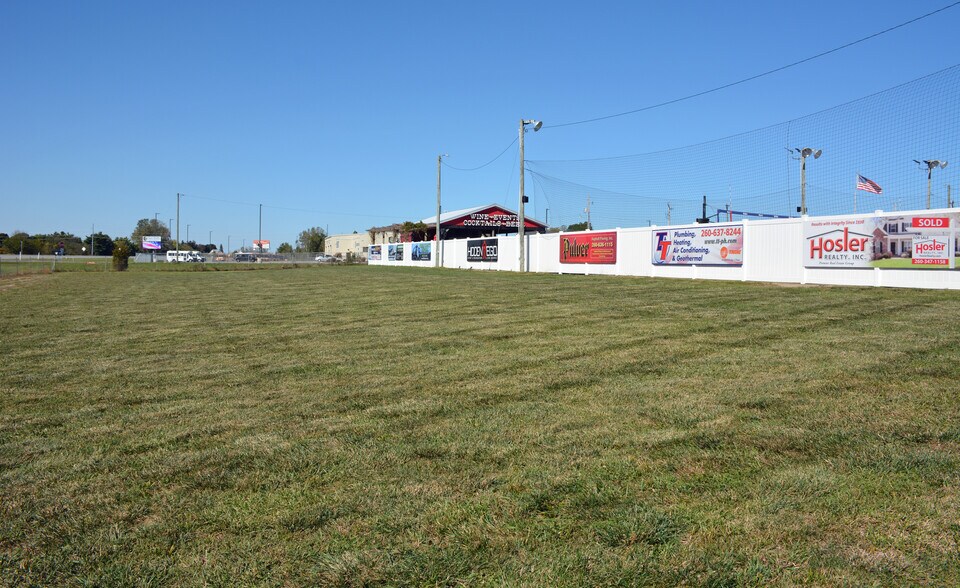 More Photos Of 555 Ohio st, Kendallville Land For Sale