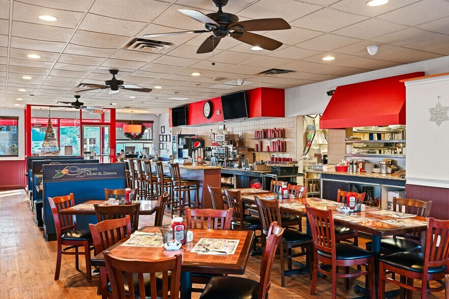More Photos Of 2578 E Chestnut Ave, Vineland Restaurant For Sale