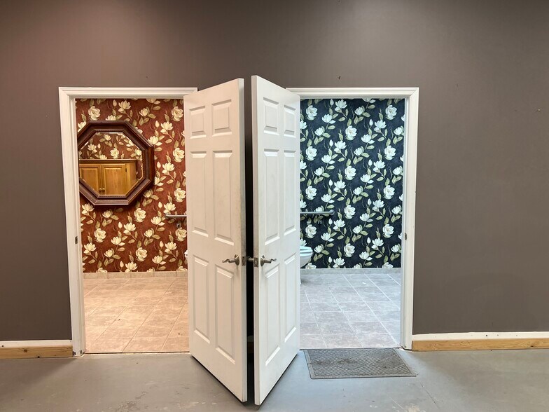 More Photos Of 1504 Fording Island Rd, Bluffton Freestanding For Lease