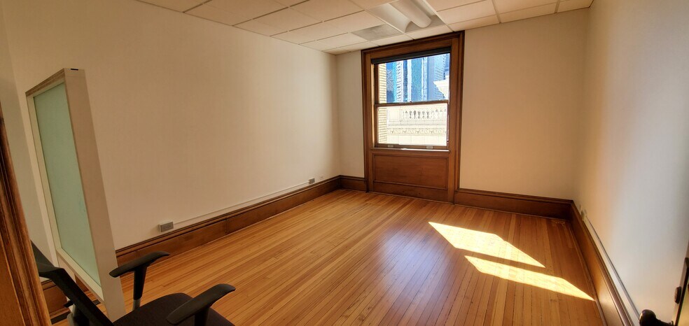 More Photos Of 730 17th St, Denver Office For Sale