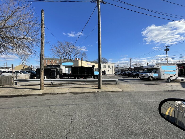 More Photos Of 30 Main St, East Rockaway Auto Repair For Sale