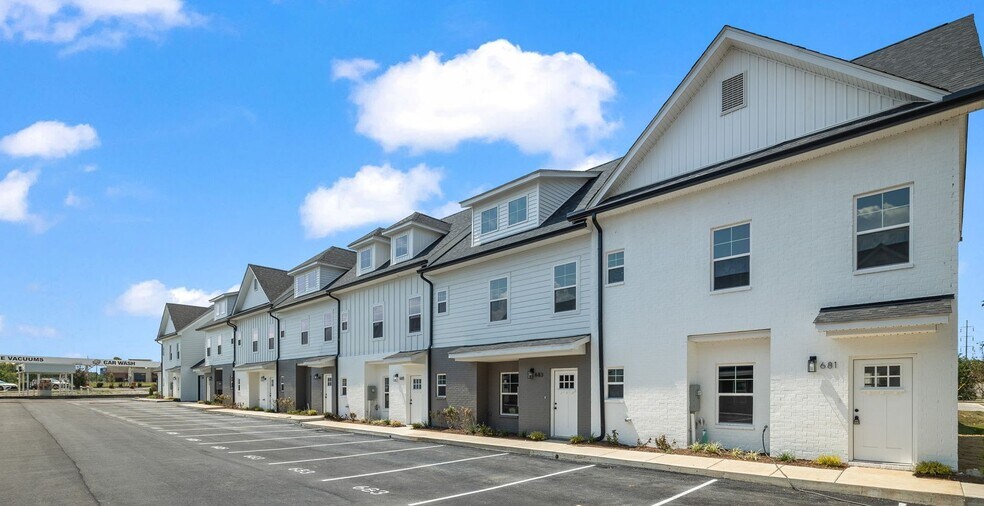 More Photos Of 681 Shatel Ct, Cookeville Apartments For Sale