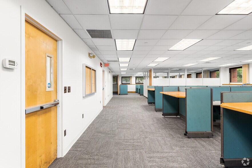 More Photos Of 500 Bic Dr, Milford Warehouse For Lease