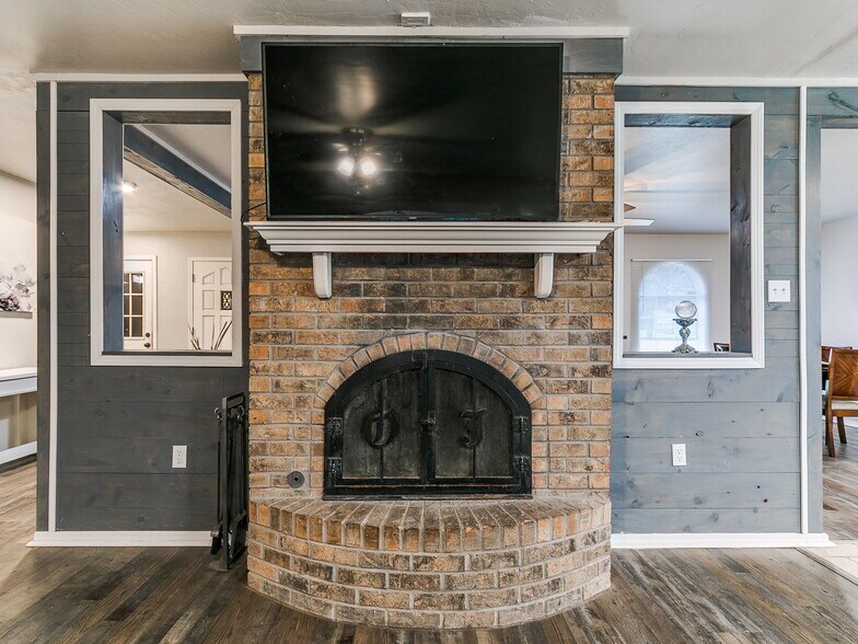 More Photos Of 5201 Washington Blvd, Spencer Land For Sale