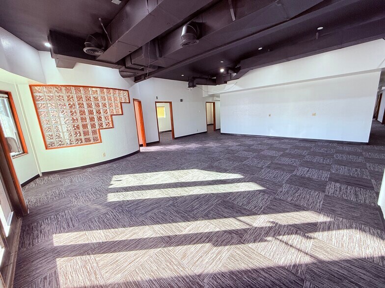 More Photos Of 3189 Mill St, Reno Office For Sale