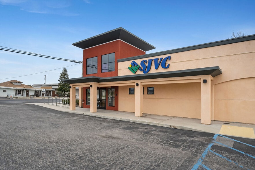 More Photos Of 8845 El Camino Real, Atascadero Storefront Retail Office For Lease