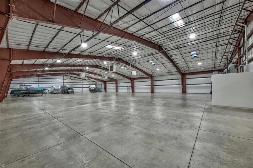 More Photos Of 60 Cygnet Dr, Mound House Industrial For Lease