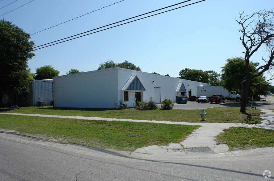 Primary Photo Of 3667-3691 46th Ave N, Saint Petersburg Manufacturing For Lease