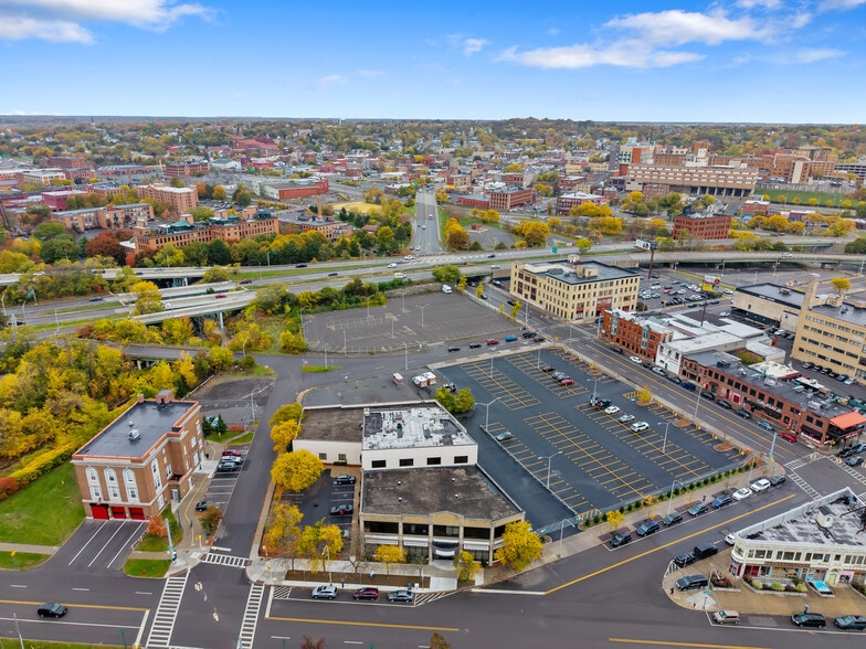 More Photos Of 344 W Genesee St, Syracuse Loft Creative Space For Lease