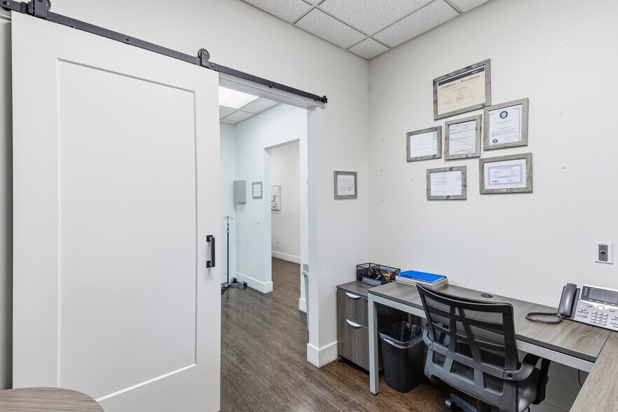 More Photos Of 3161 E Warm Springs Rd, Las Vegas Office For Sale