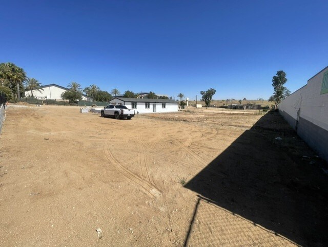 More Photos Of 21320 Box Springs Rd, Moreno Valley Auto Dealership For Lease