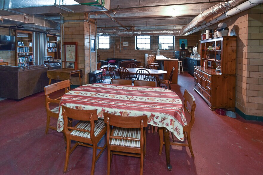 More Photos Of 4403 St Clair Ave, Cleveland Coworking Space