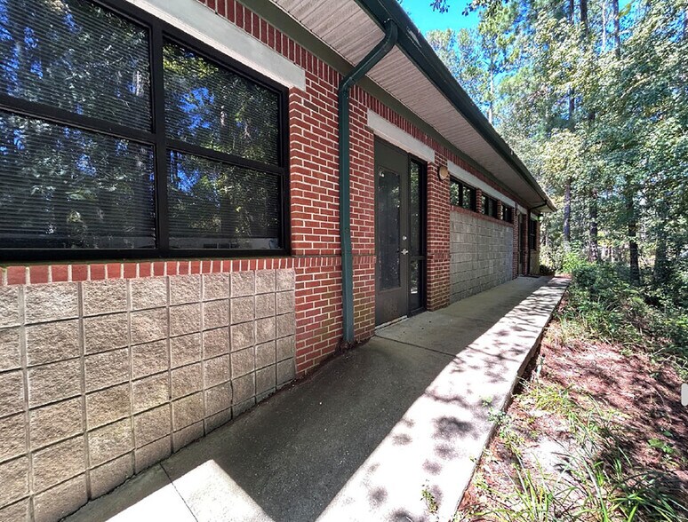 More Photos Of 1917 Commonwealth Ln, Tallahassee Medical For Lease