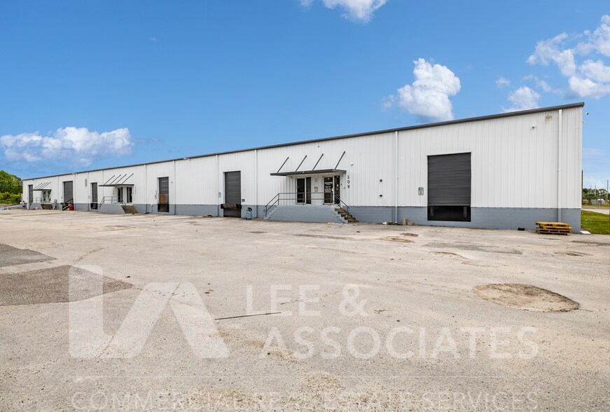 More Photos Of 603 Central Florida Pky, Orlando Warehouse For Sale