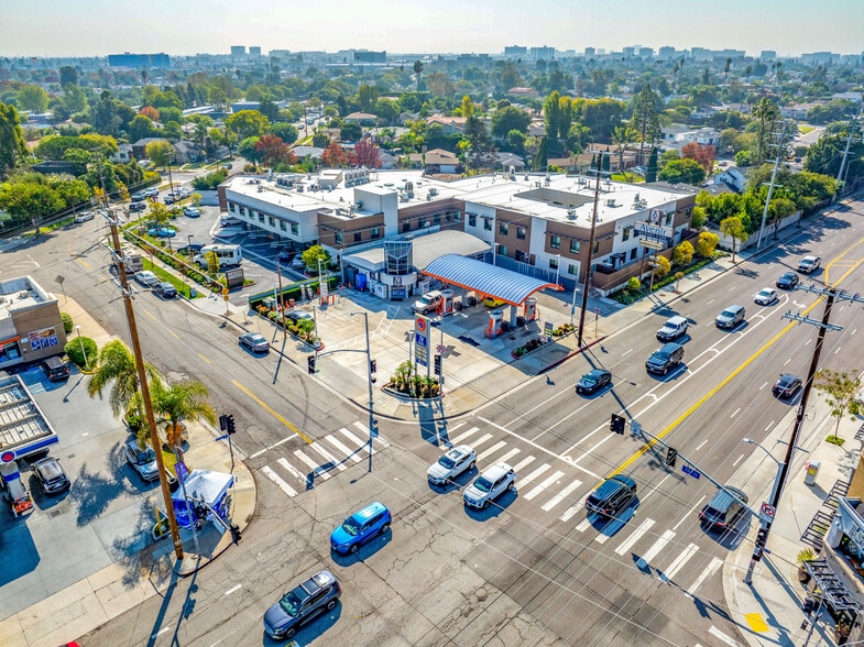 More Photos Of 7400 La Tijera Blvd, Los Angeles Service Station For Sale