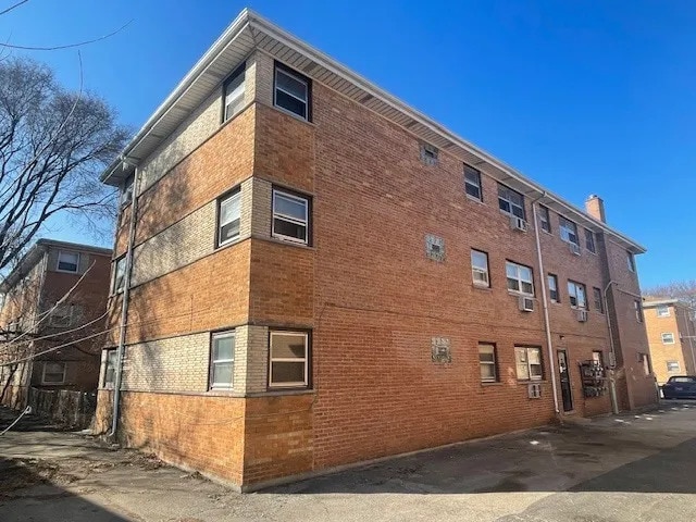 More Photos Of 12934 Page Ct, Blue Island Apartments For Sale