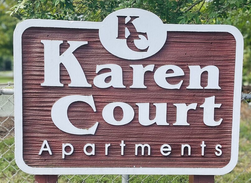 More Photos Of 325 Hall Ln, Pineville Apartments For Sale