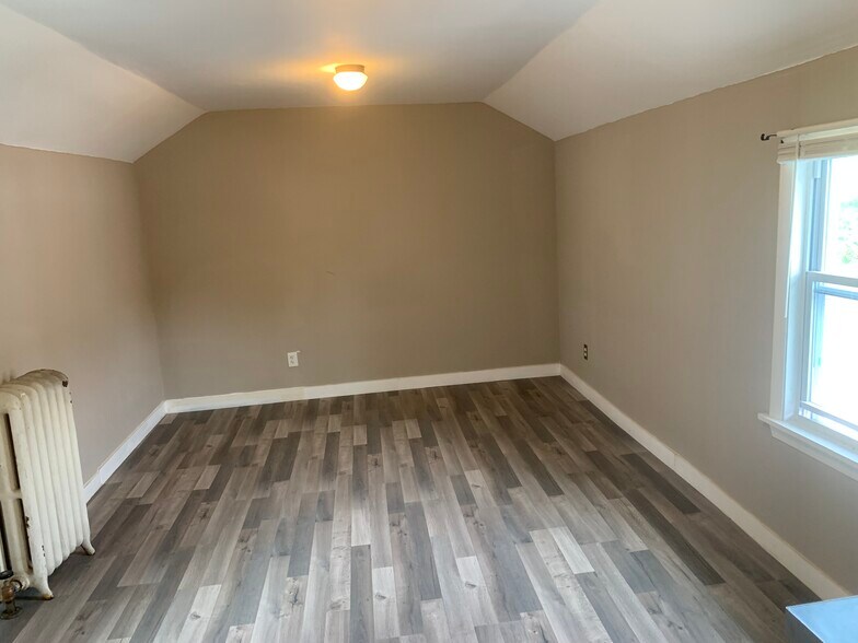 More Photos Of 334 Columbus Ave, Pittsfield Warehouse For Sale